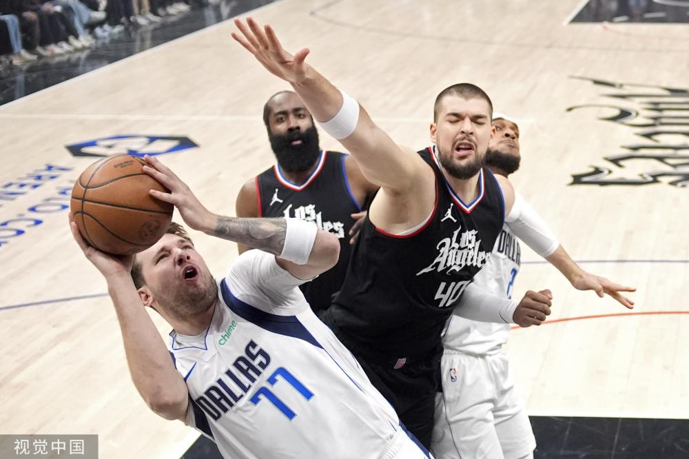 欧国联AB级组：波黑逼和荷兰.